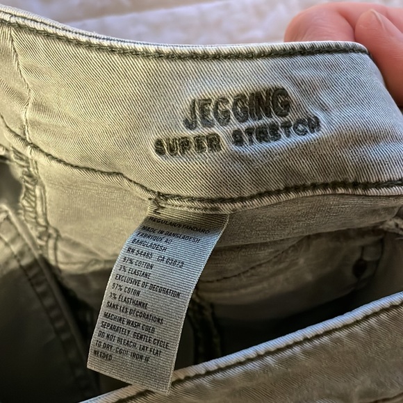 American eagle outfitter super stretch Jegging  size 2 Regular - Picture 3 of 4